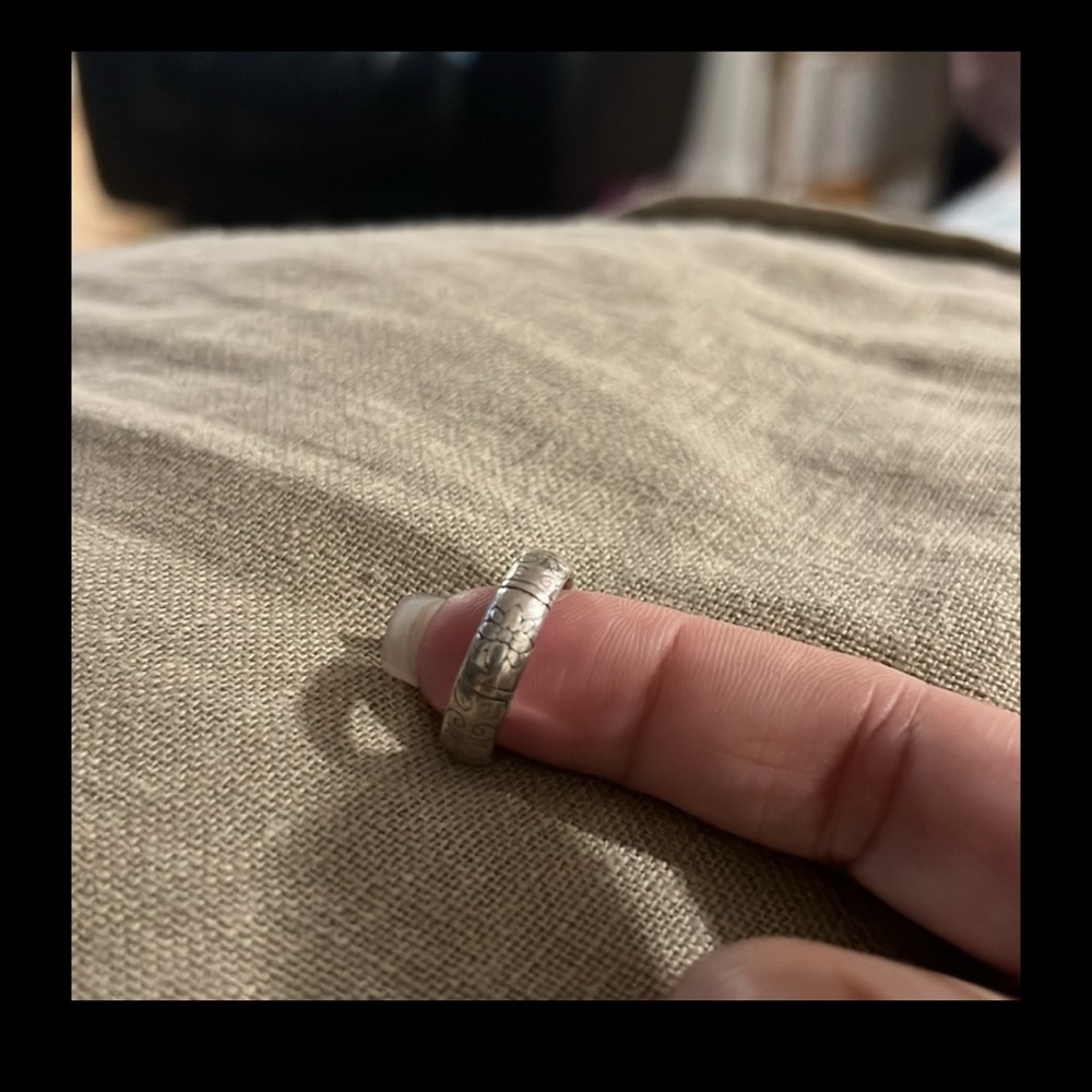 Silver Engraved Ring Brighton. - image 1